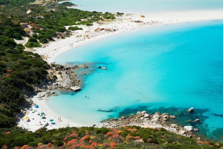 Casa Andrea A 1,5 Km Dal Mare! Lägenhet Quartu SantʼElena Exteriör bild